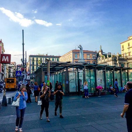 Casa G&G Pignasecca 2 Nel Cuore Di Napoli ภายนอก รูปภาพ