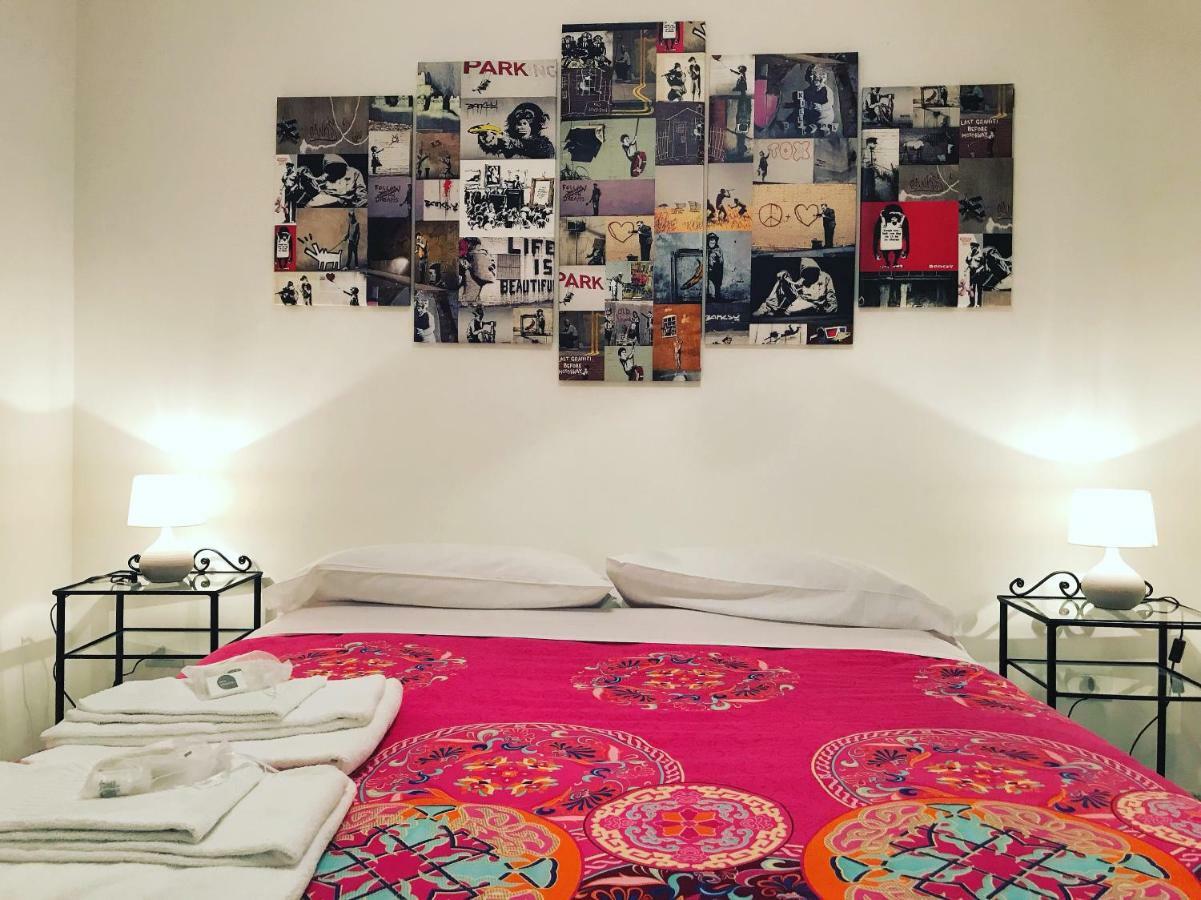 Casa G&G Pignasecca 2 Nel Cuore Di Napoli ภายนอก รูปภาพ