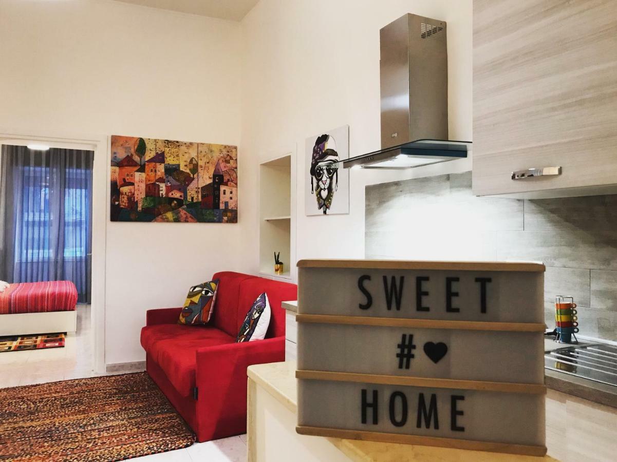 Casa G&G Pignasecca 2 Nel Cuore Di Napoli ภายนอก รูปภาพ