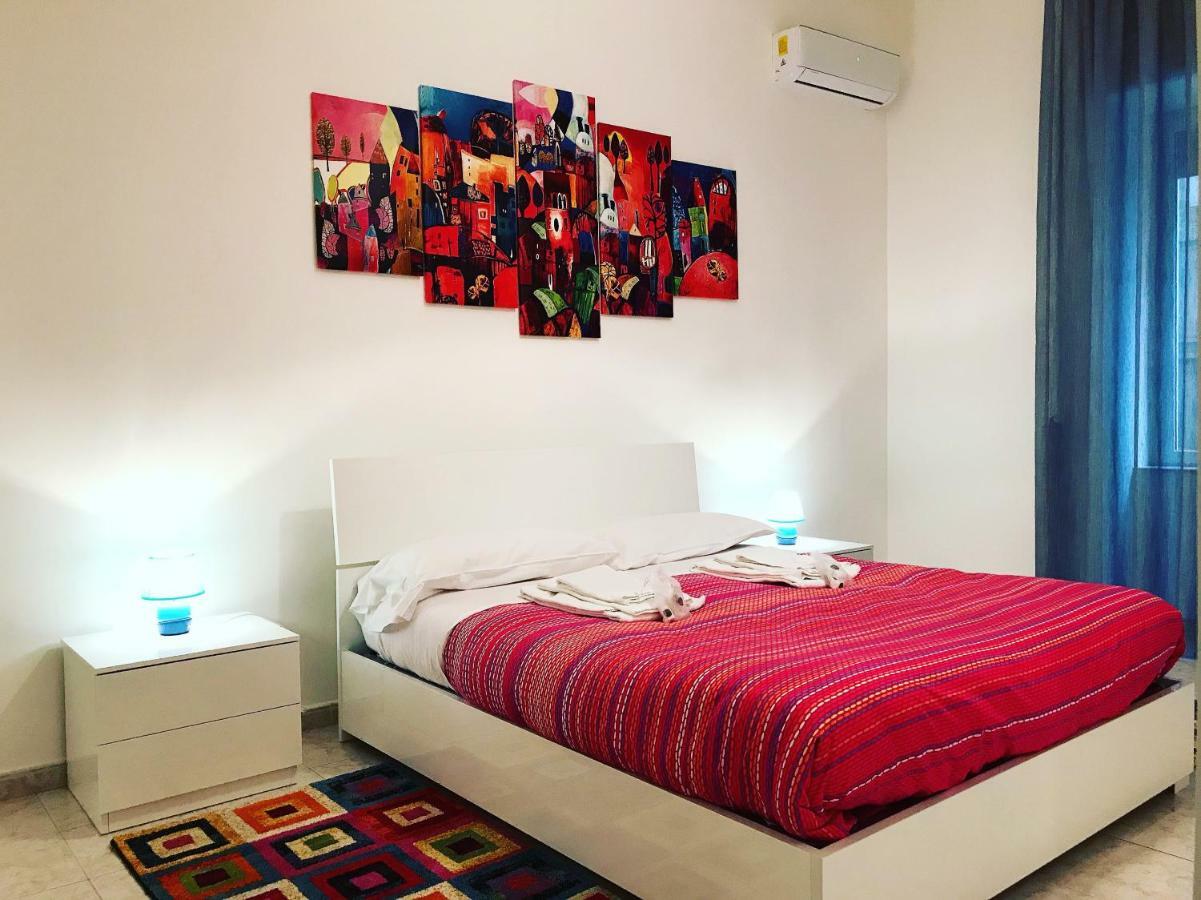 Casa G&G Pignasecca 2 Nel Cuore Di Napoli ภายนอก รูปภาพ