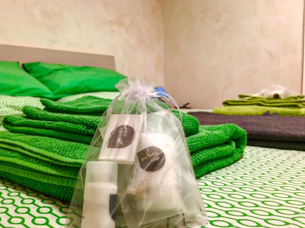 Casa G&G Pignasecca 2 Nel Cuore Di Napoli ภายนอก รูปภาพ
